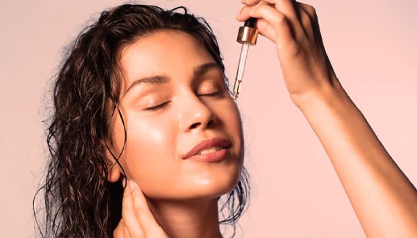 آلفا-آربوتین و کاهش لک های تیره -داریو درمان آرا