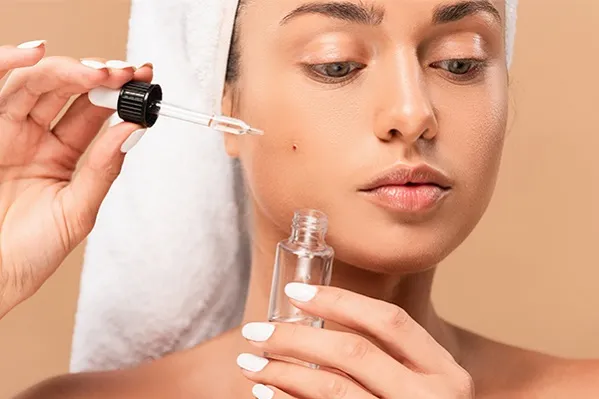 مزایای نیاسینامید در درمان جوش- داریو درمان آرا